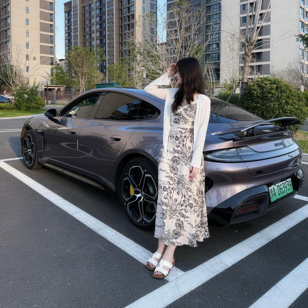 小张同学的Su7