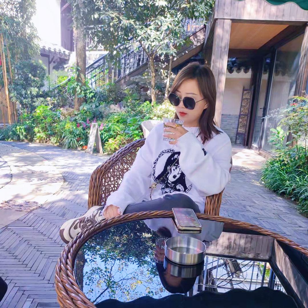 邓州市静听花语鲜花店