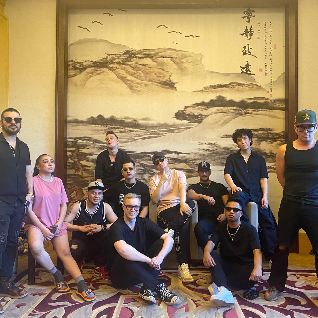 几米万斯