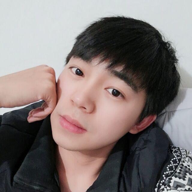 爱听书的小鱼