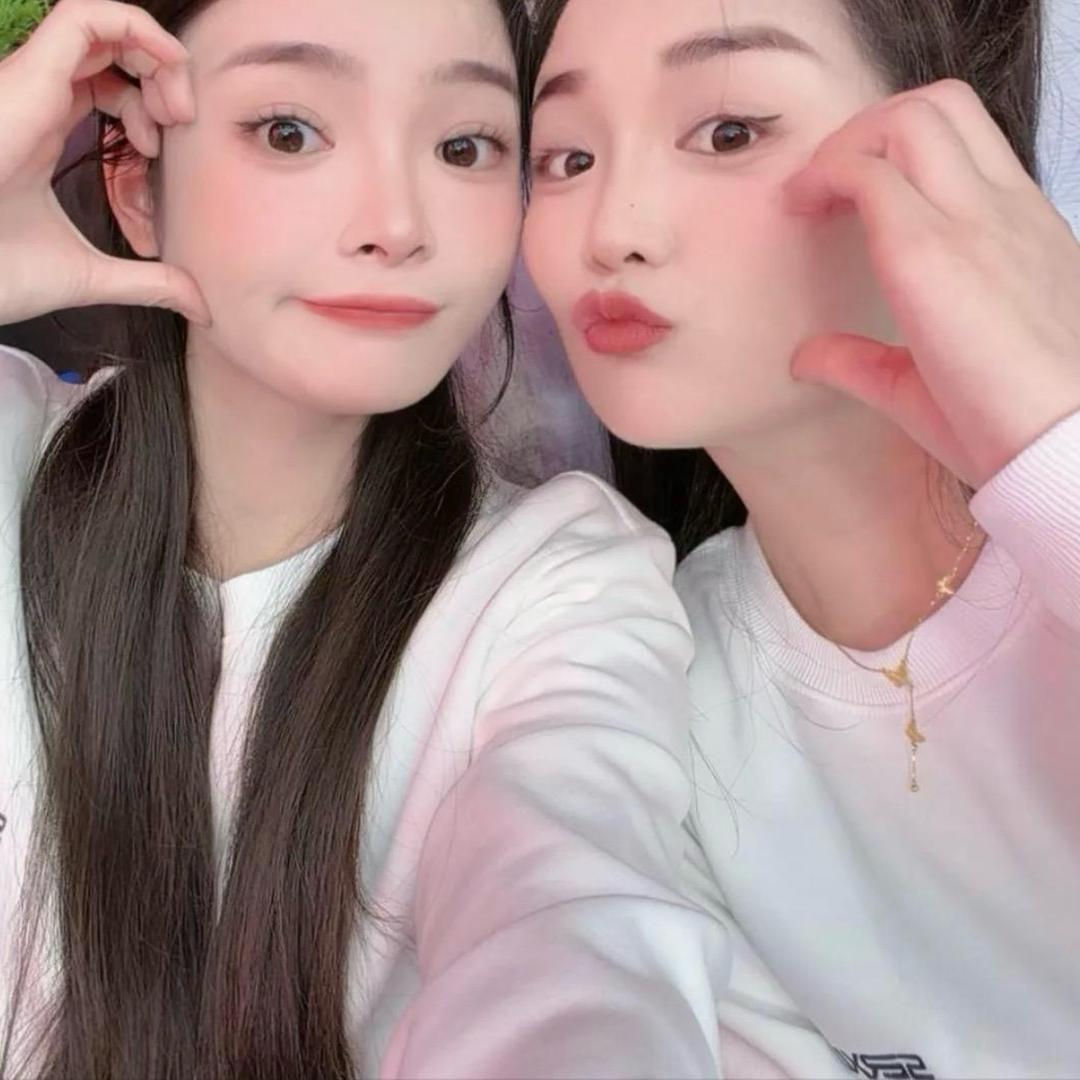 凯小晴and何晓英