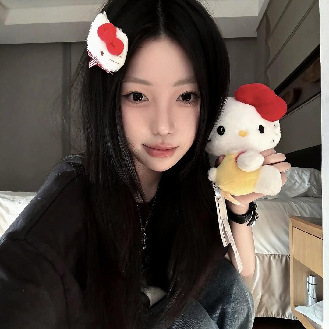 白☁️☁️