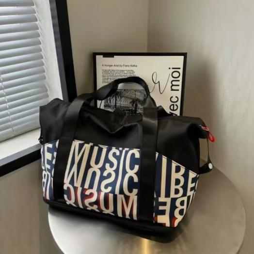 小全严选百货商店