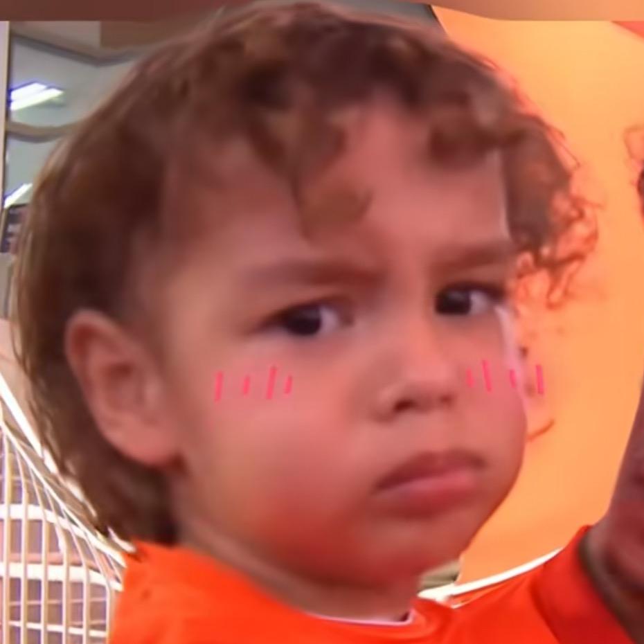 克雷桑·巴塞略斯