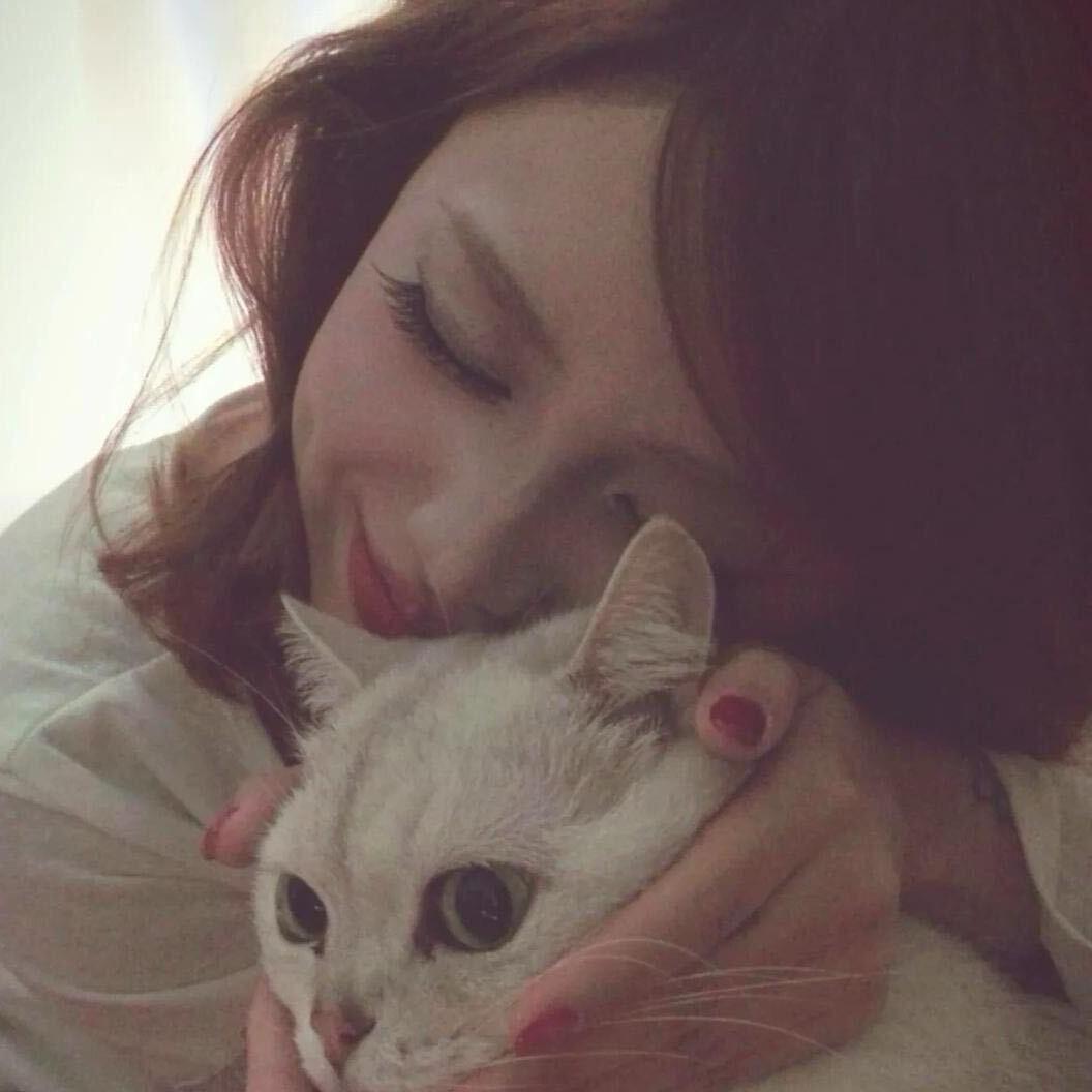 𝓪𝔃𝓱𝓮𝓷.