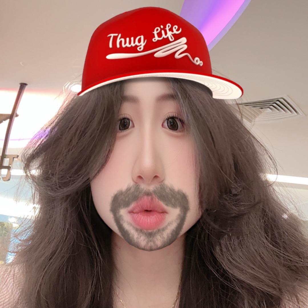 腼腆小美.