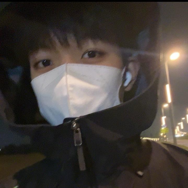 易不航