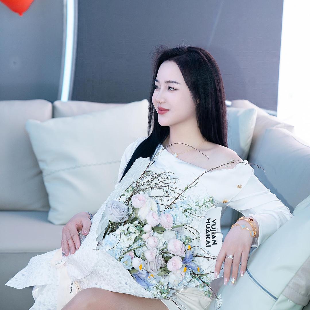 小酒窝