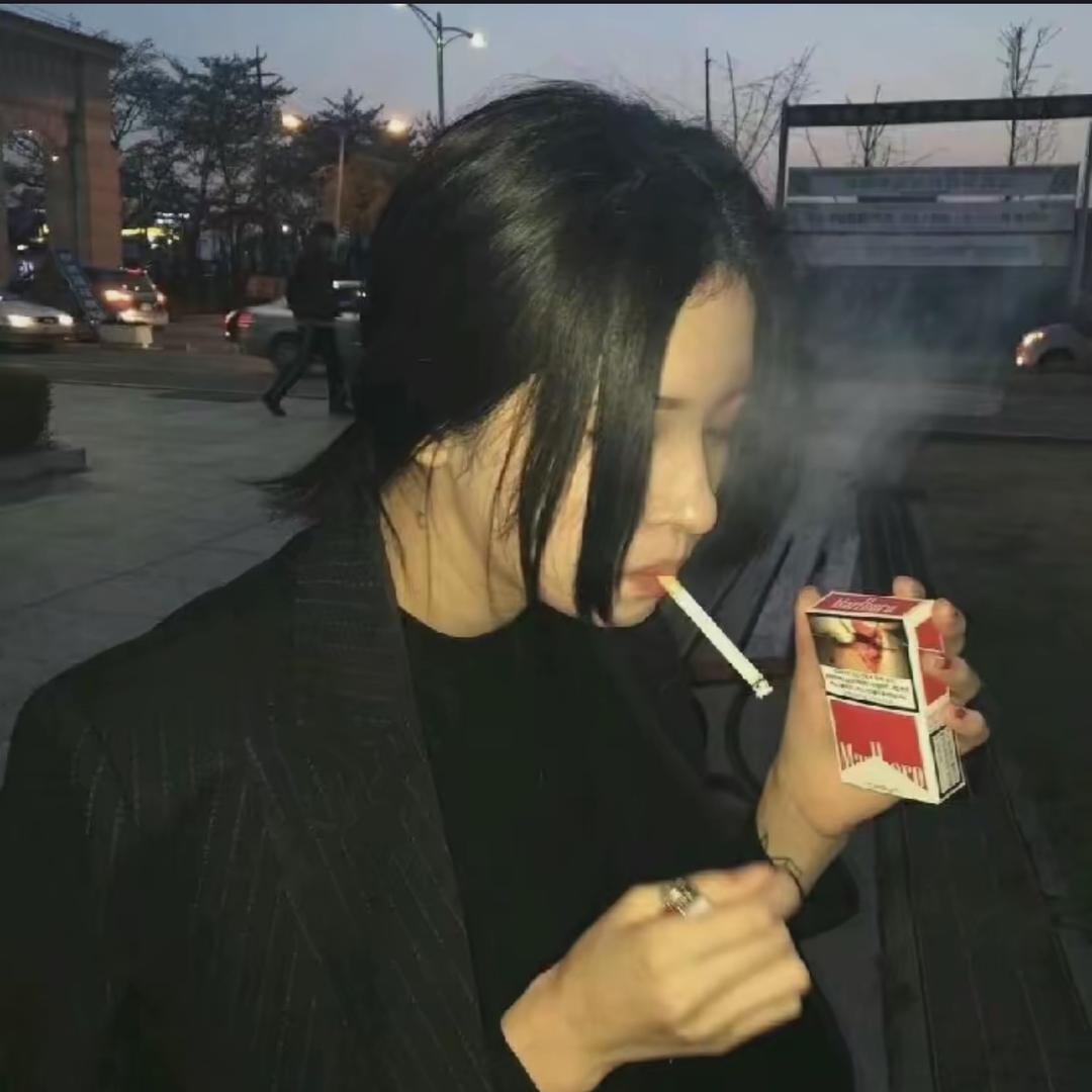 来杯冰美式-