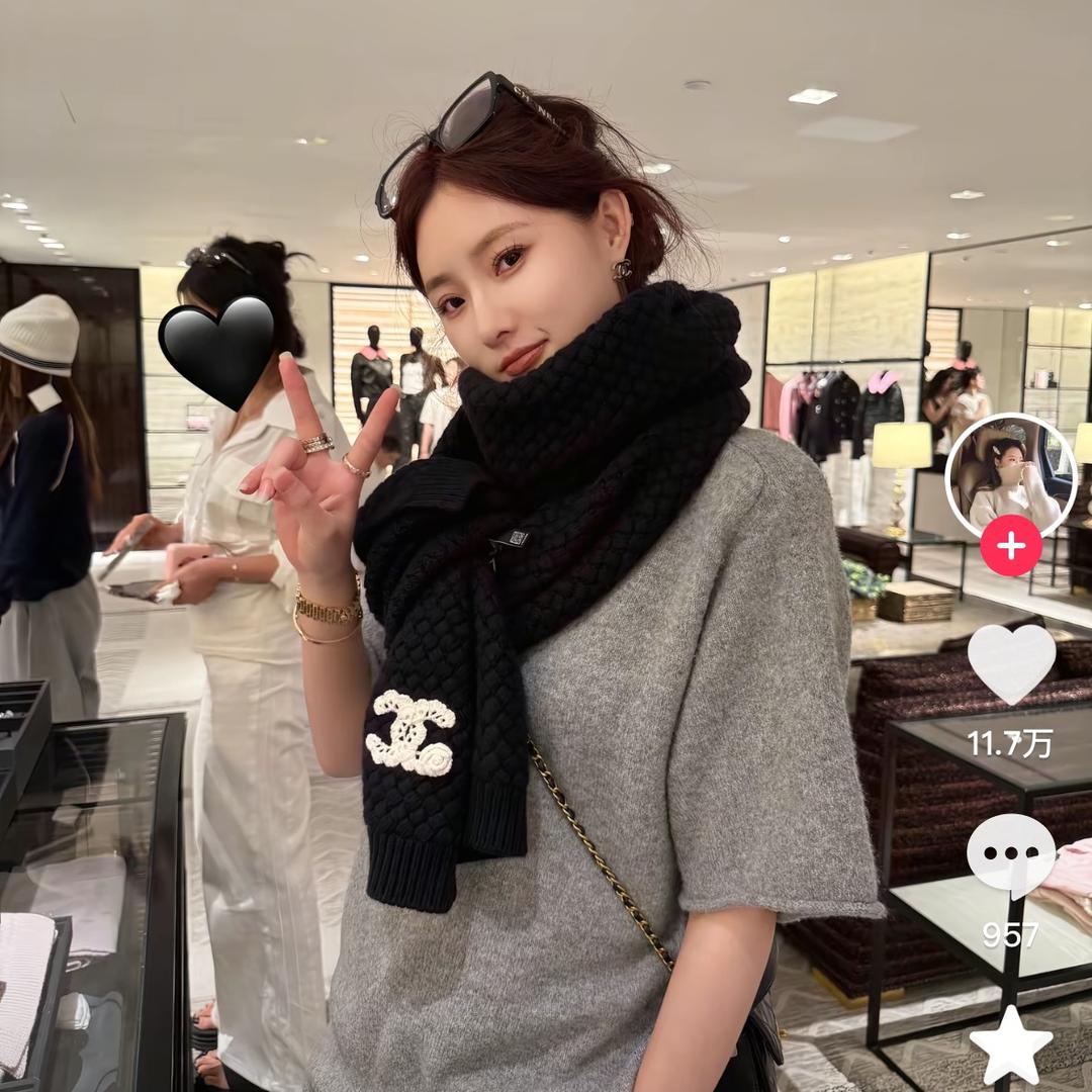 晨妍女装.Studio