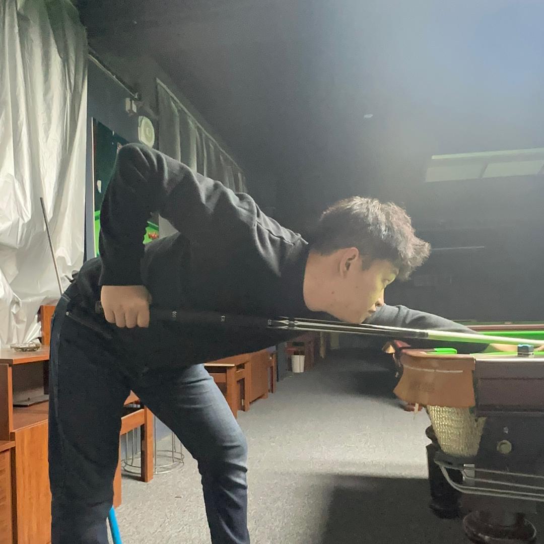 台球🎱刘屹泽