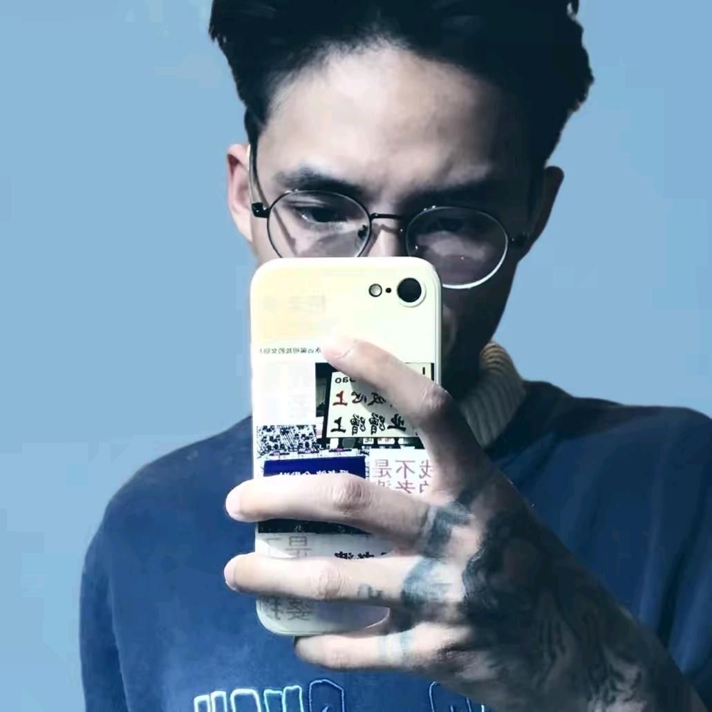 心与球