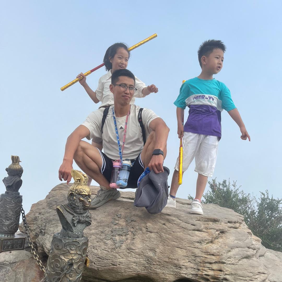 家有两宝，开心快乐