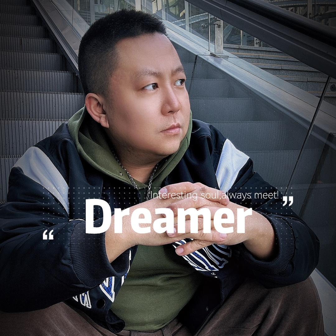 杨小逸