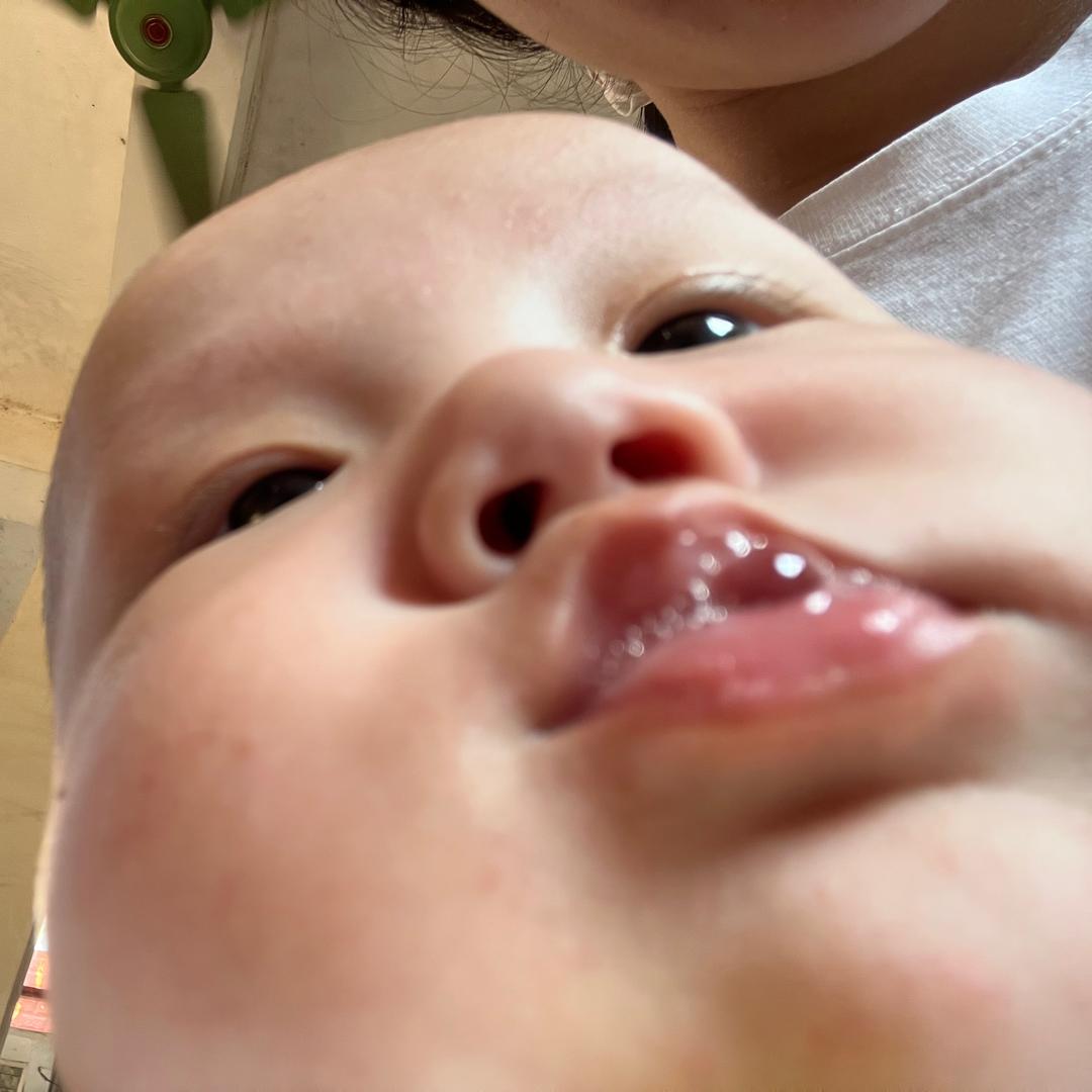 哭包