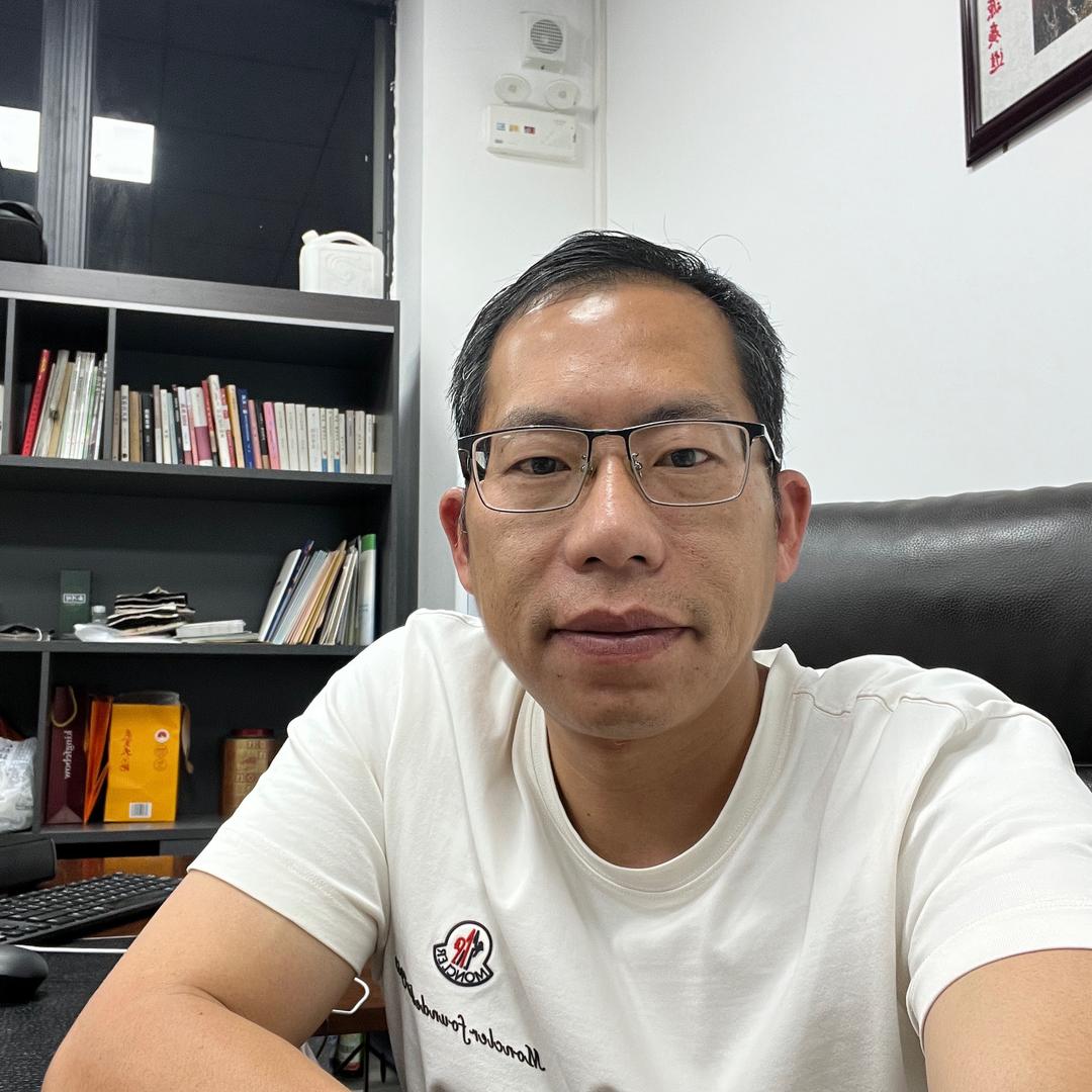 广东中山牛仔裤制衣厂的水哥