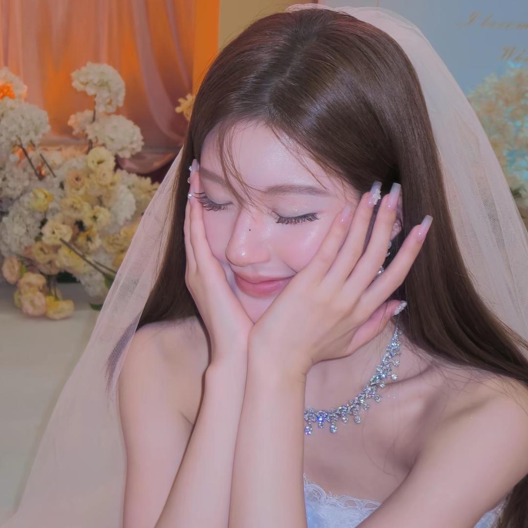 汤可馨馨