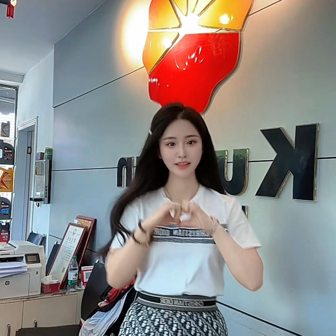 卖油的李李