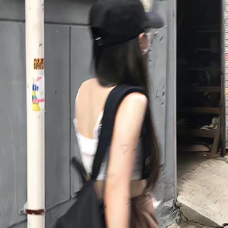 微微吖