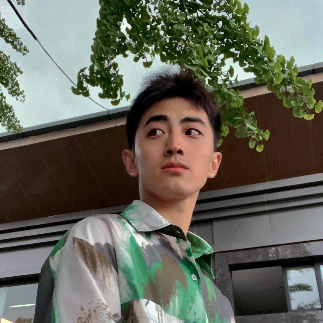 李宏双