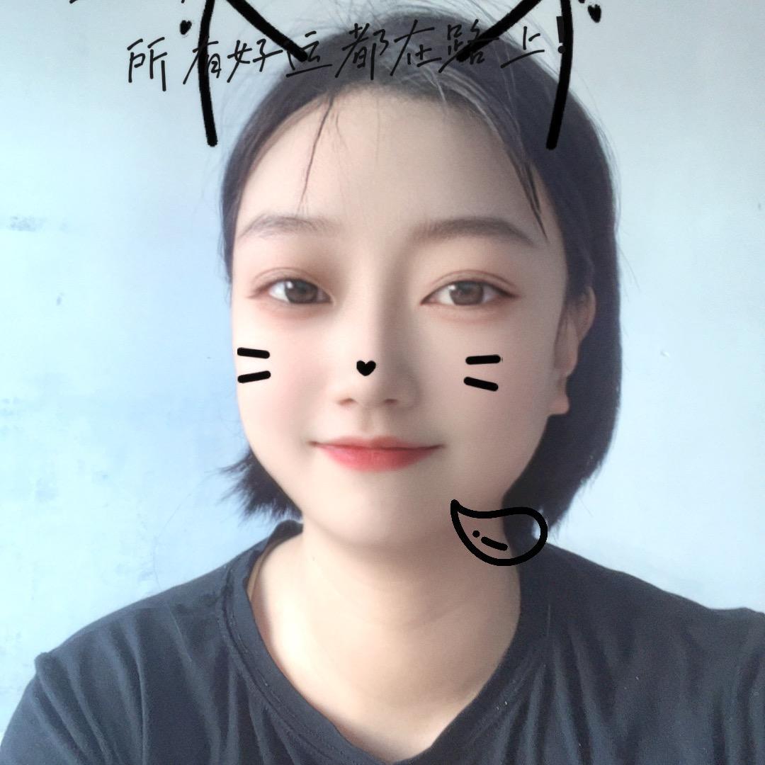 岳潼全码轻奢美衣店