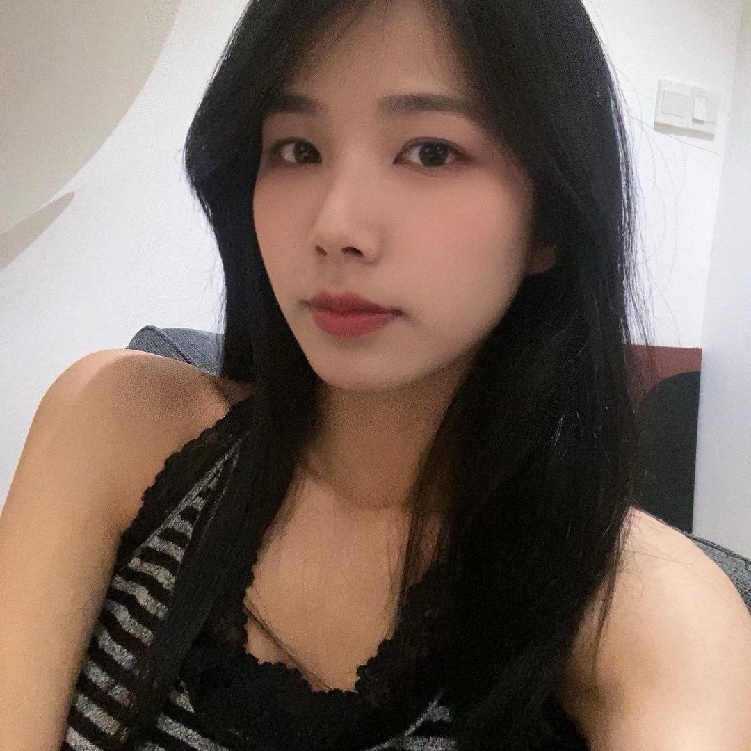 YF~