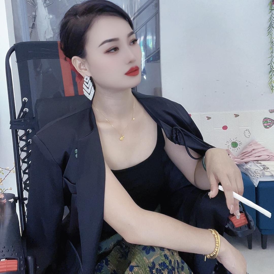 《邂逅》精品女装