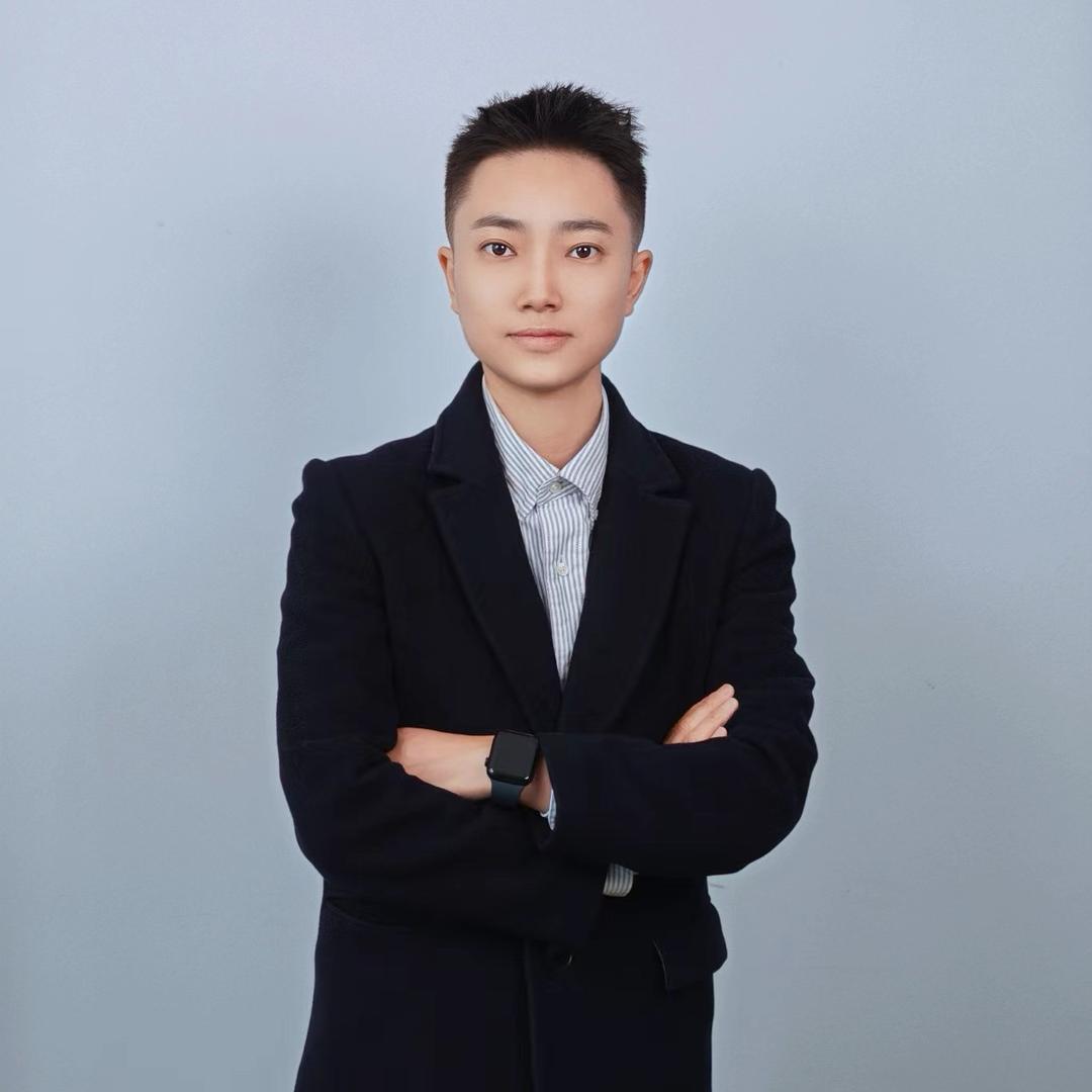 昆明金融·李师