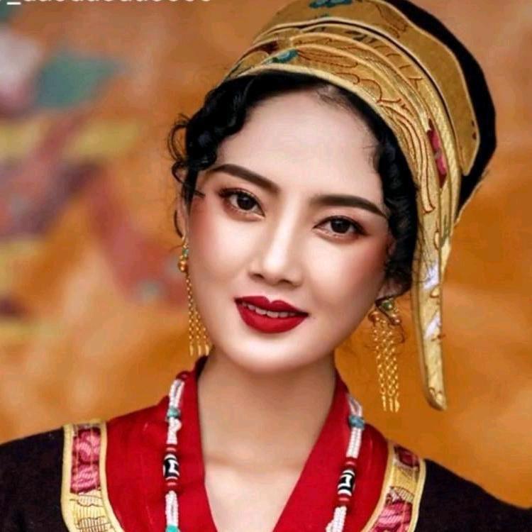 🌞  D 卓 嘎