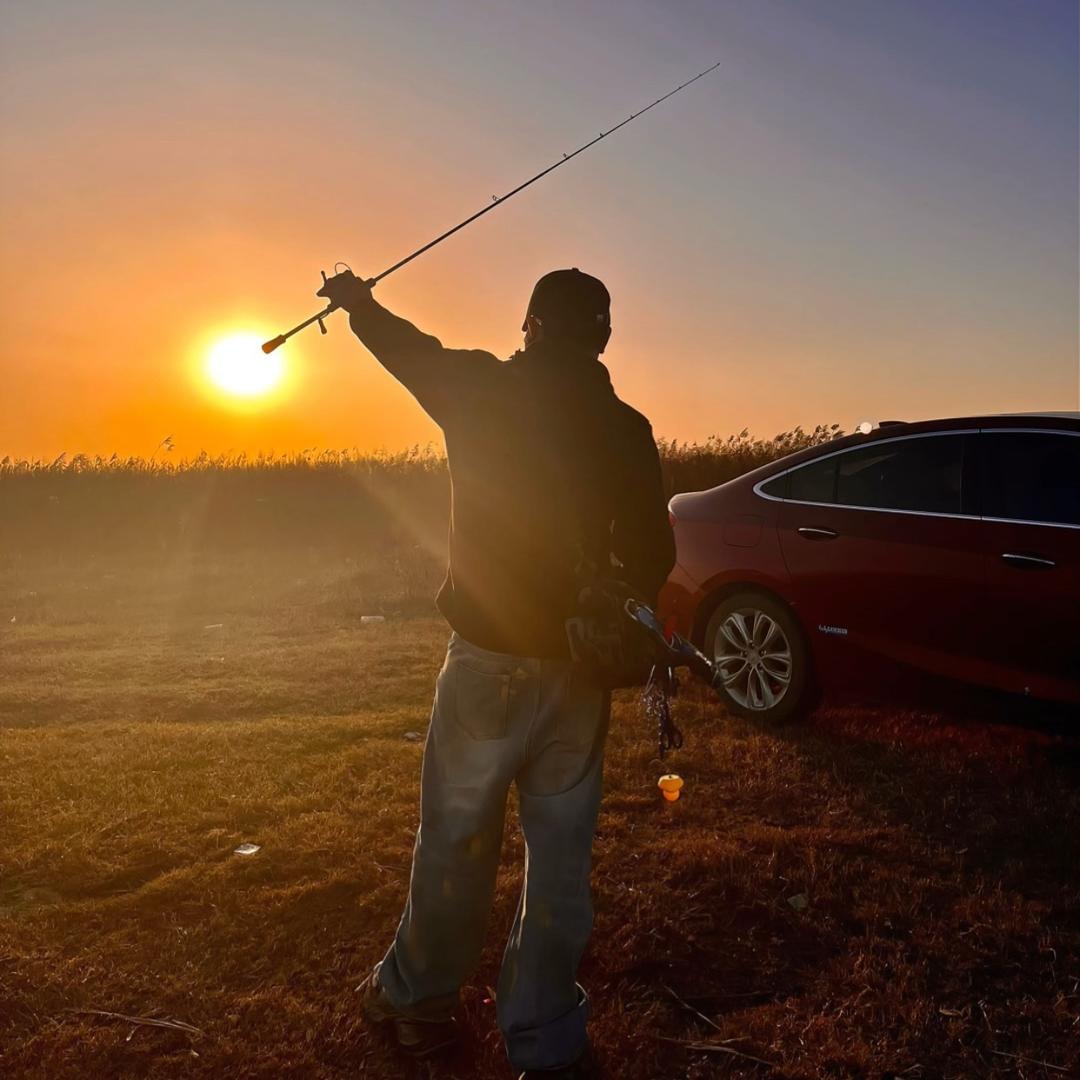摄像师阿浪爱钓鱼（承接各种拍摄和剪辑）
