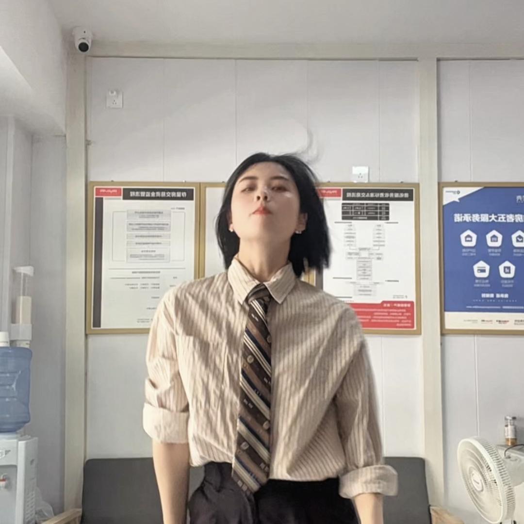 南充敏小姐卖房