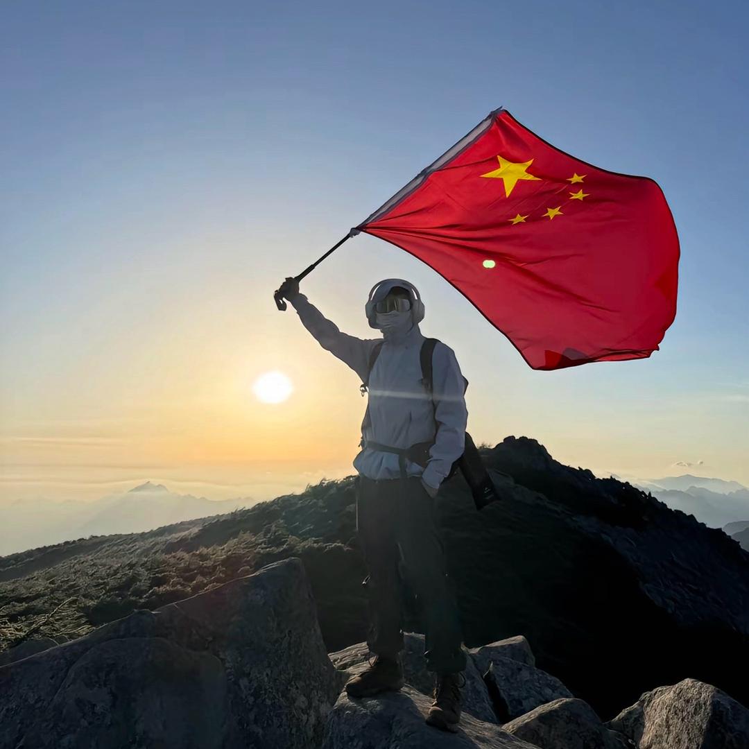 王上跳的旅行🏕️
