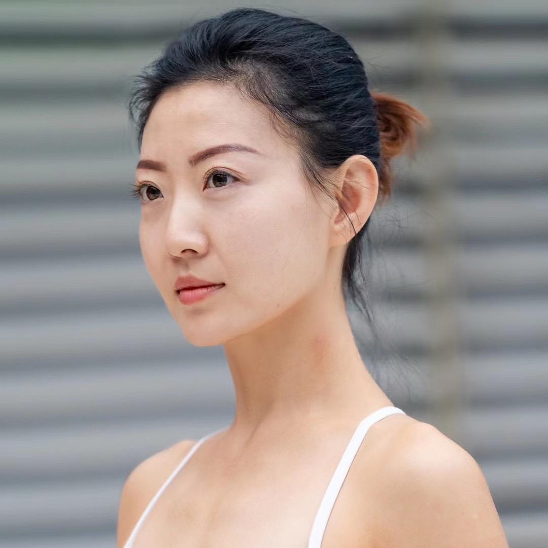 女壮士希达