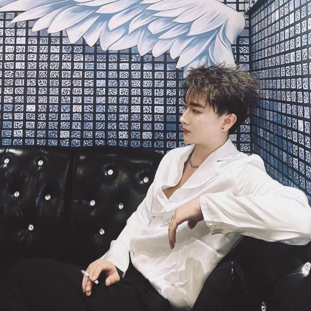 小九