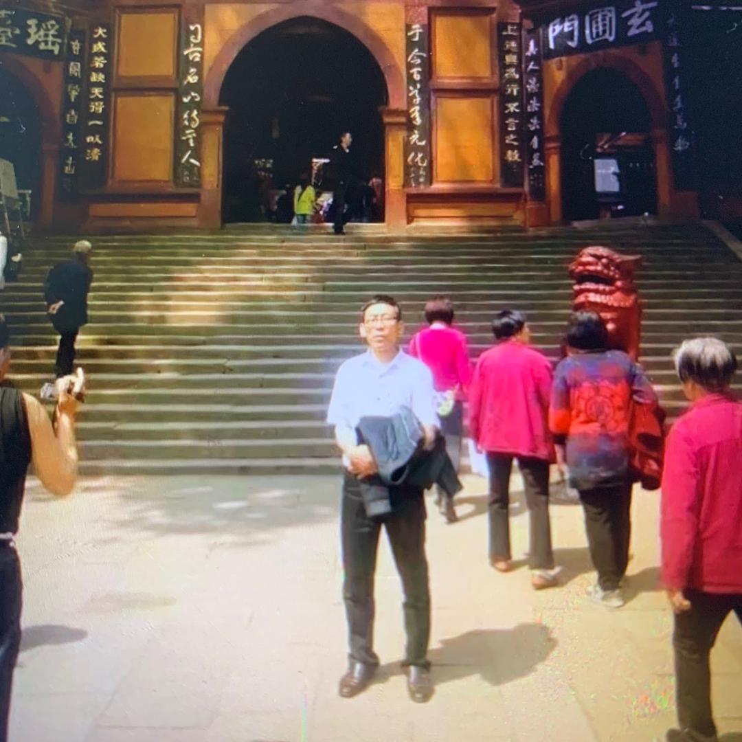 用户）j1878198392