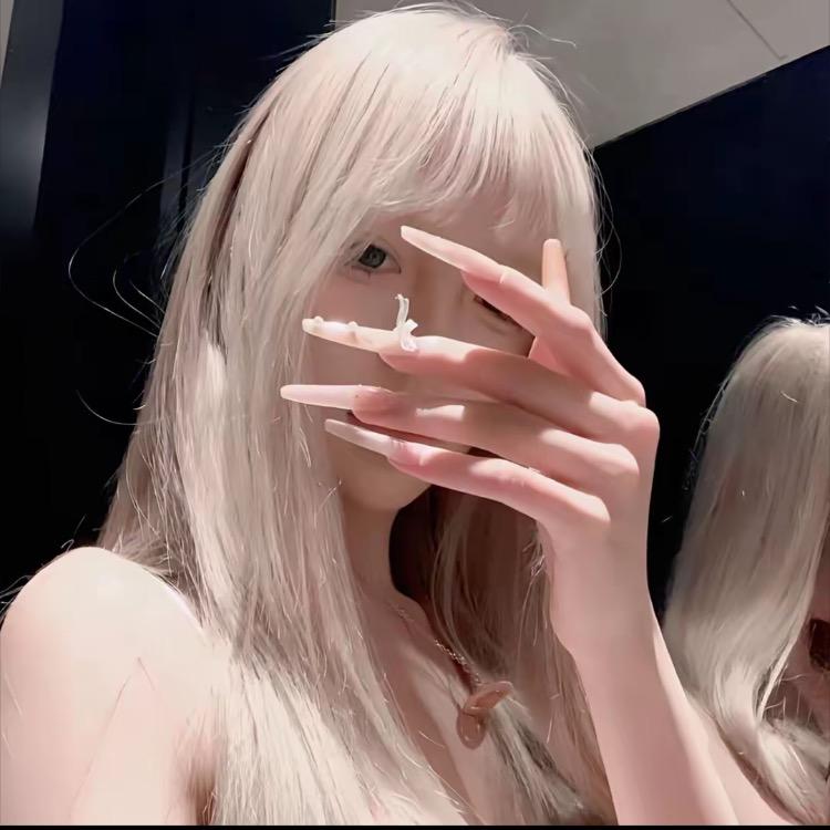 爱吃小鱼干(穿搭版)