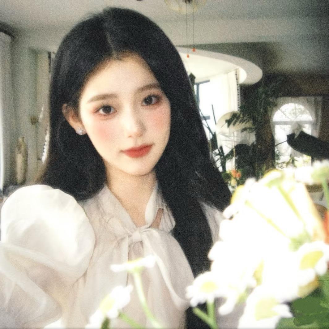 ꉂ • ˕ • ྀི