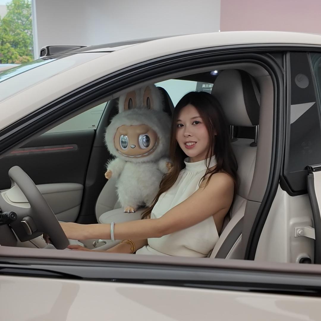 小乔开电车