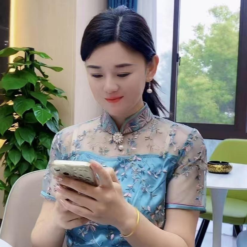 鹤立美 旗韵