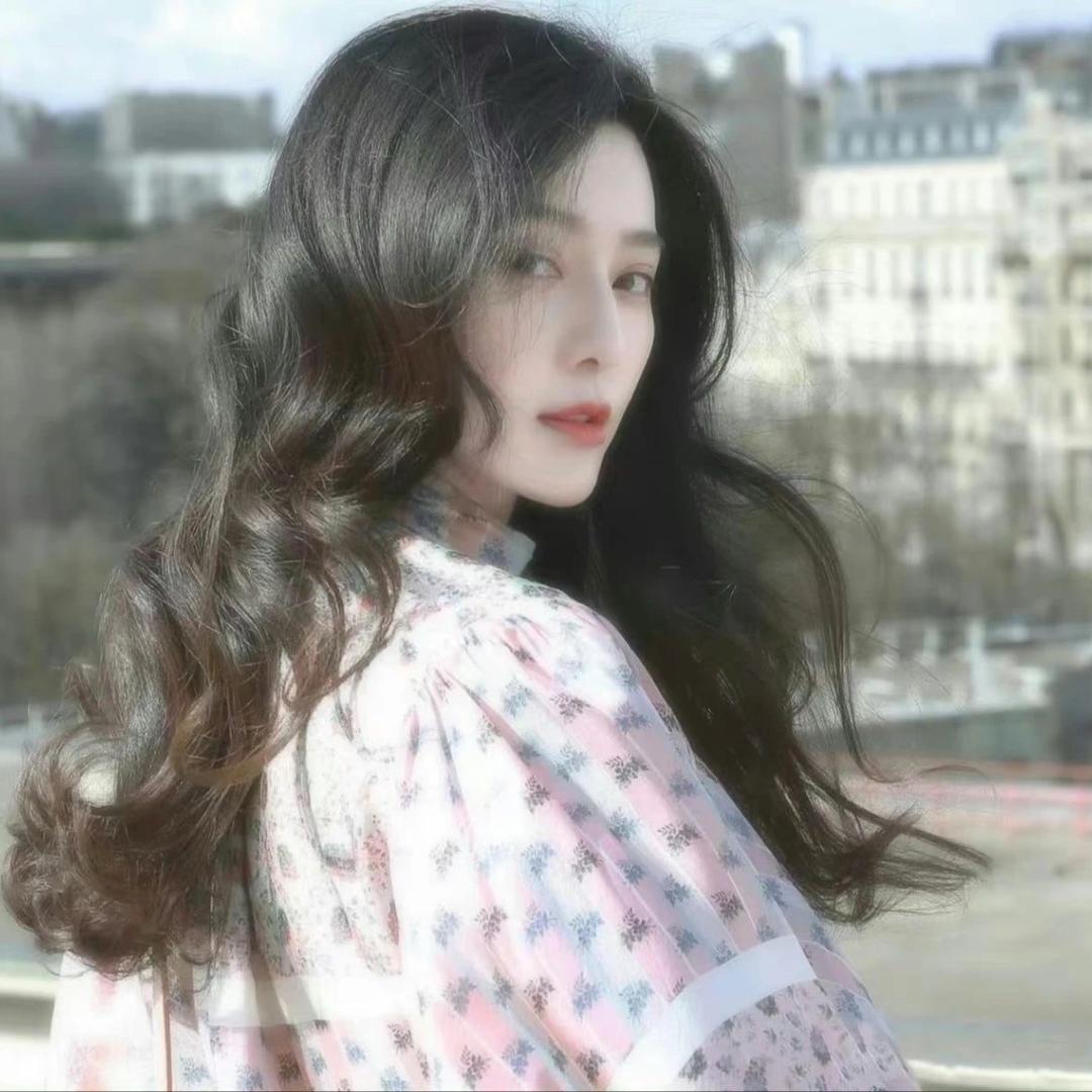 ㅤღ°Lily