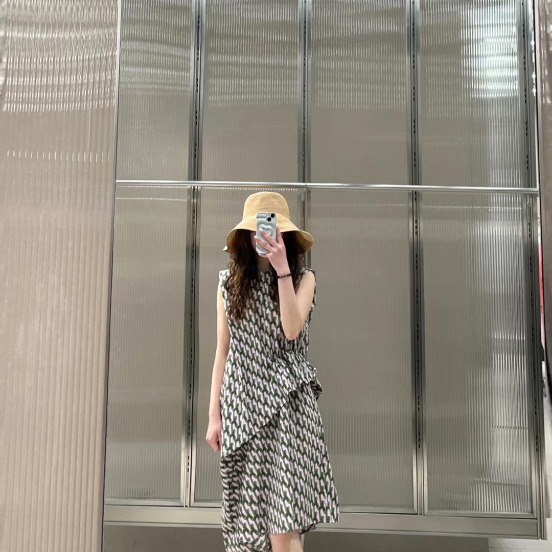 江小南881