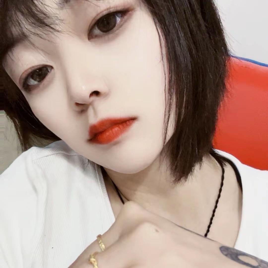 卖酒的小表妹🔥