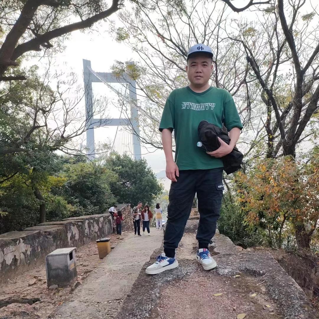 郭镇发