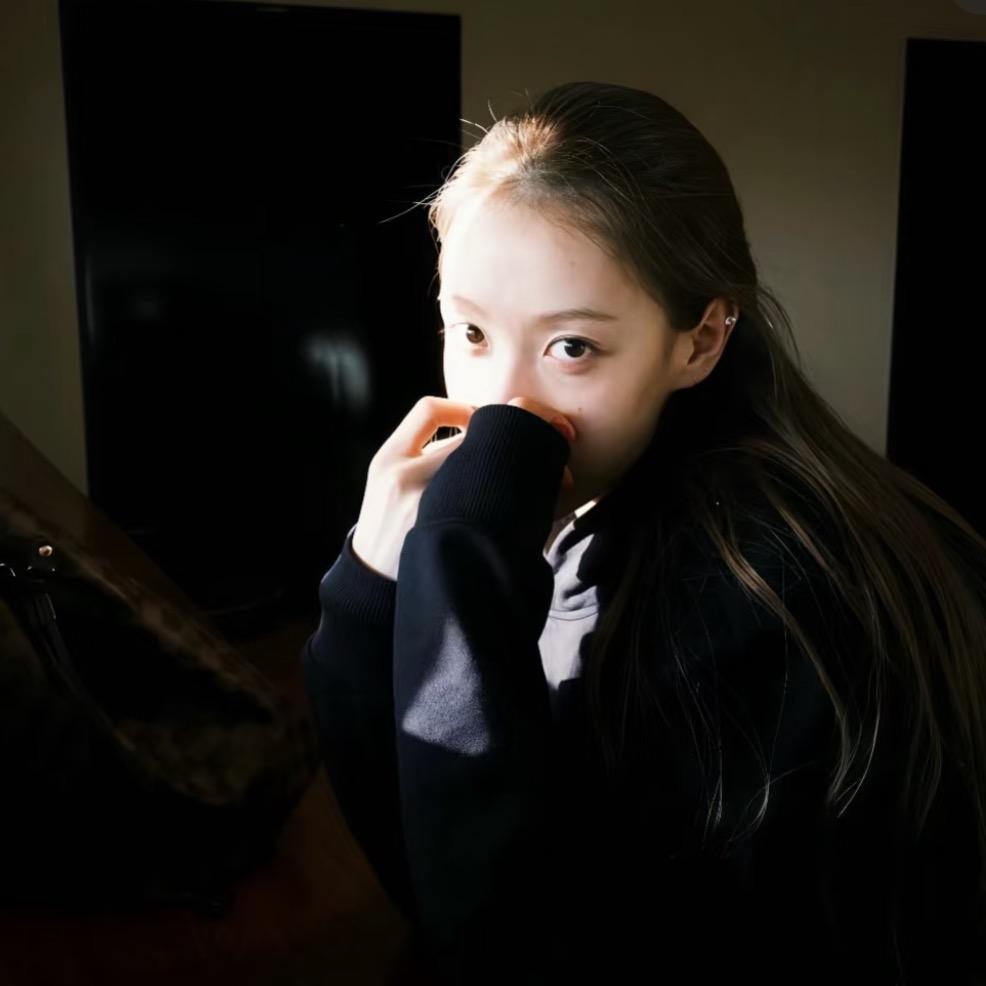 绝望的女同