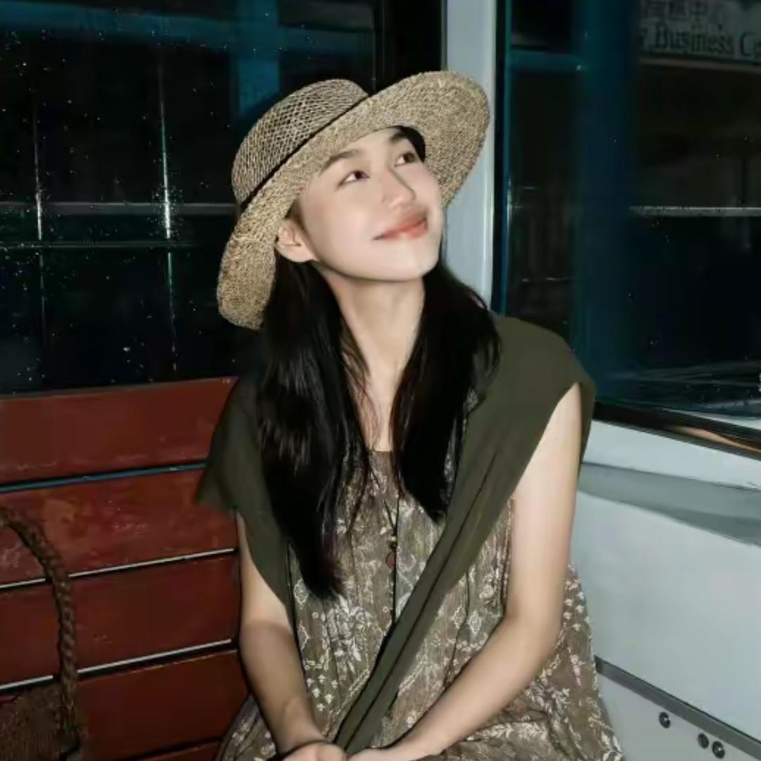 刘若男饭饭（穿搭推荐）