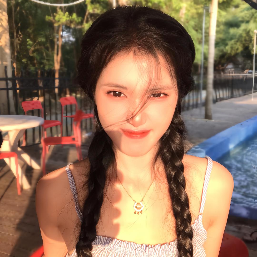 我只吃草莓🍓