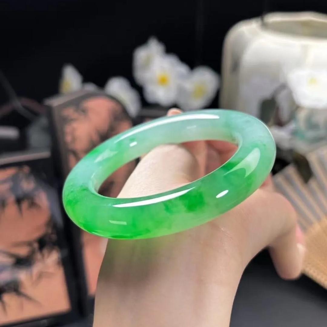 汇彩玉文化手镯