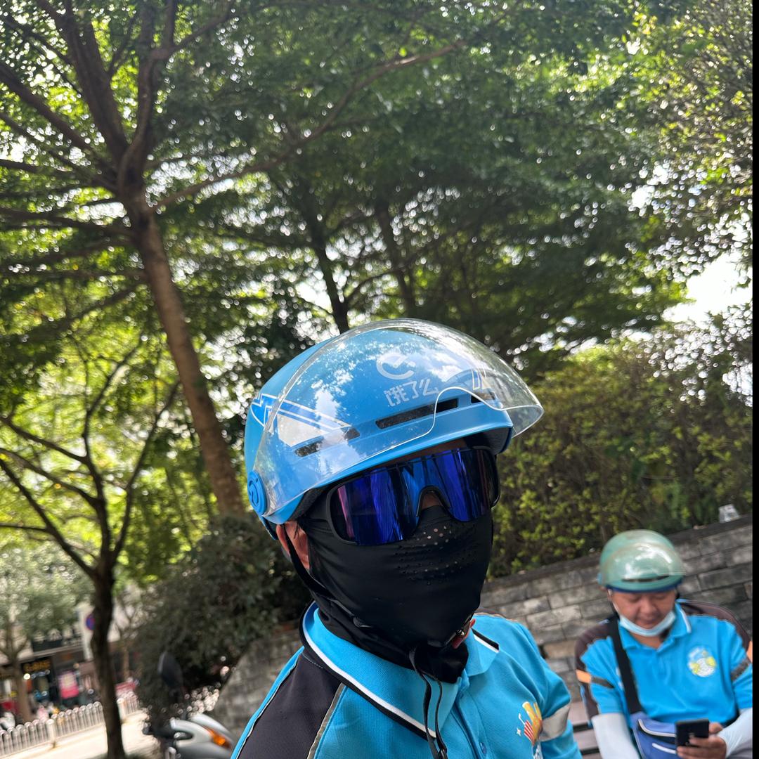 两块八照样单飞🥶