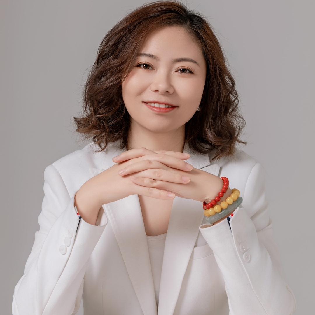 懂儿推的董园长