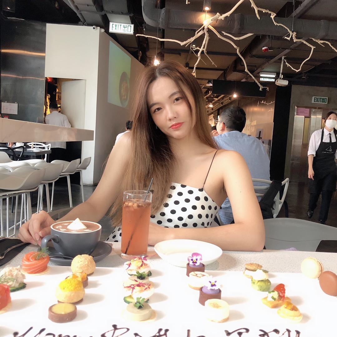 🇭🇰艾拉